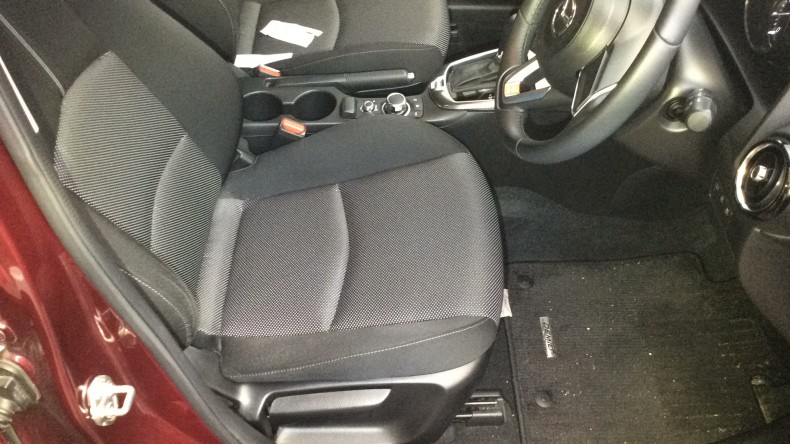 内装前方シート