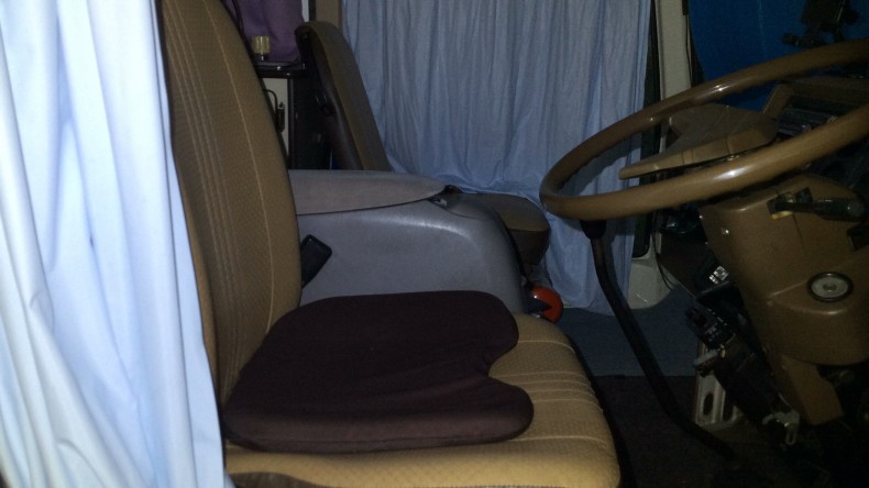 内装前方シート