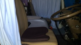 内装前方シート