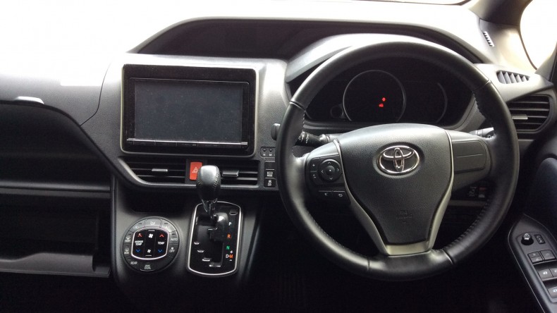 内装インパネ全体