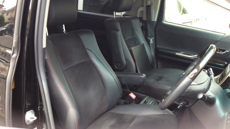 内装前方シート