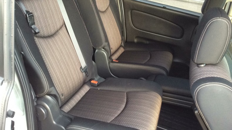 内装後方シート