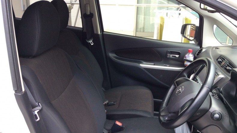 内装前方シート