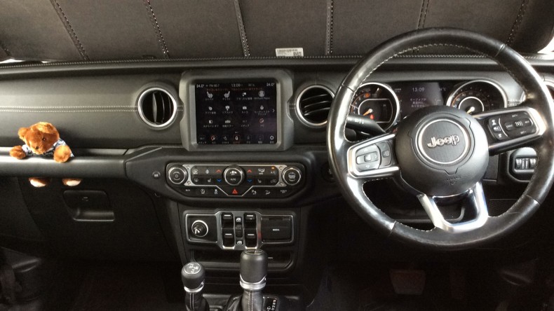 内装インパネ全体