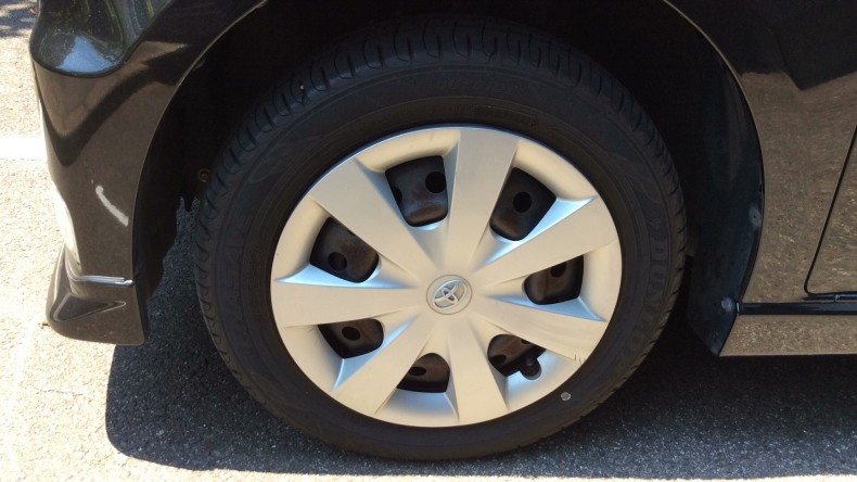 タイヤホイール前