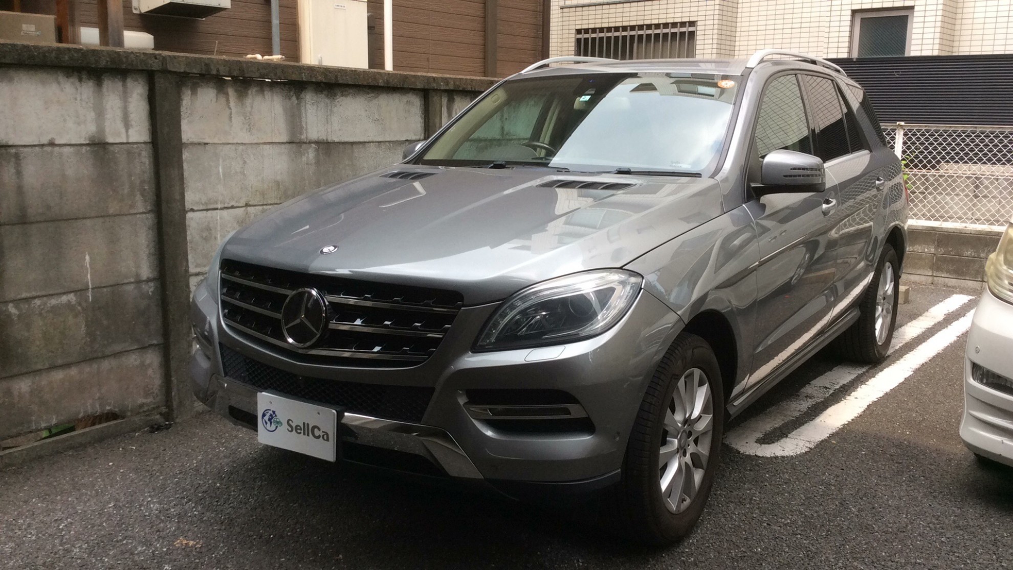 メルセデス・ベンツ　Ｍクラスの車種サムネイル画像