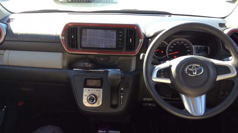 内装インパネ全体