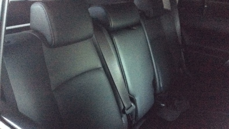 内装後方シート