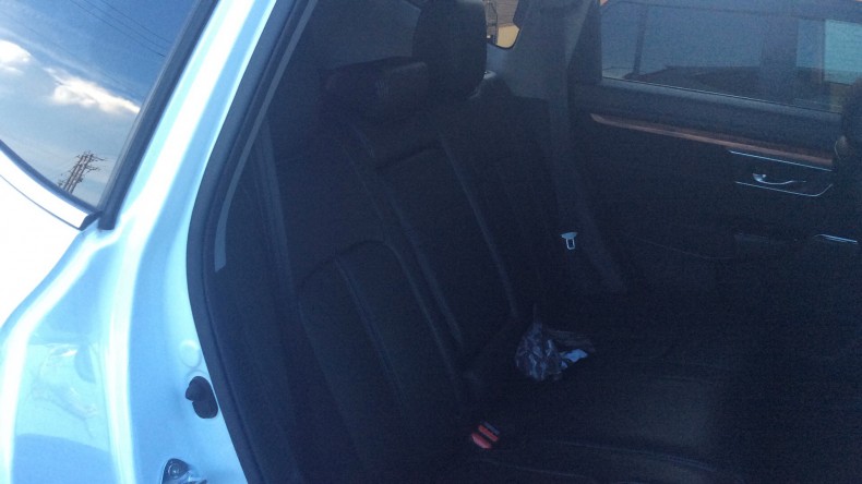 内装後方シート