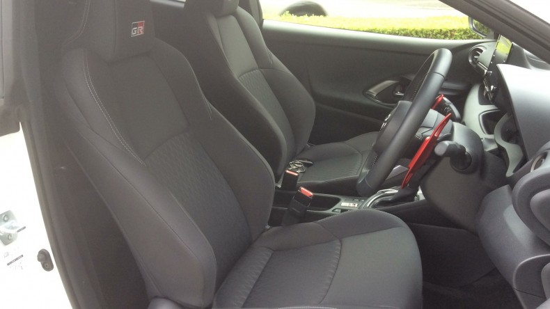 内装前方シート