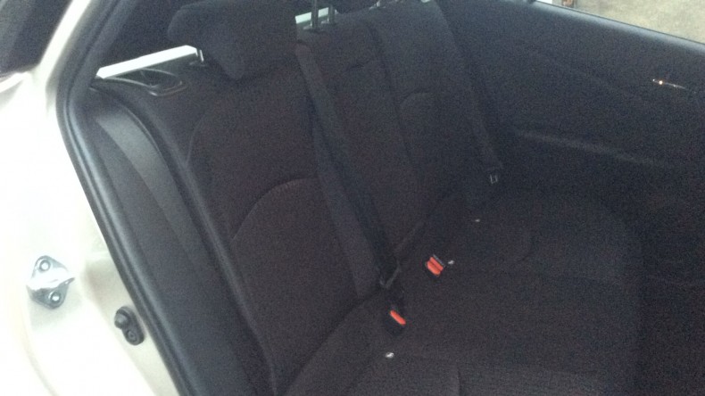 内装後方シート