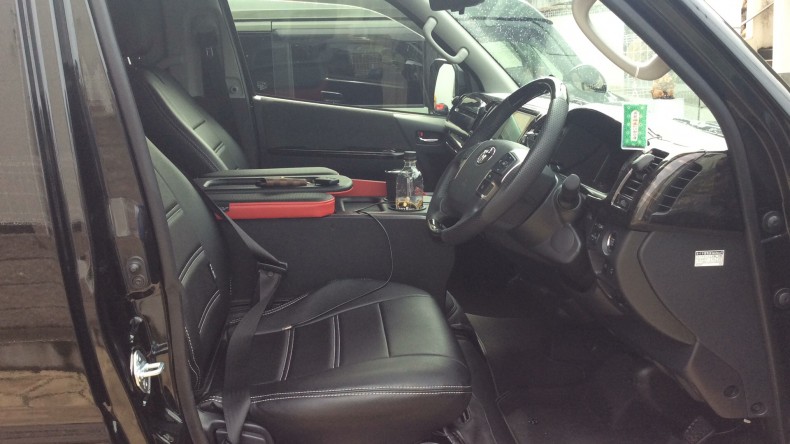 内装前方シート