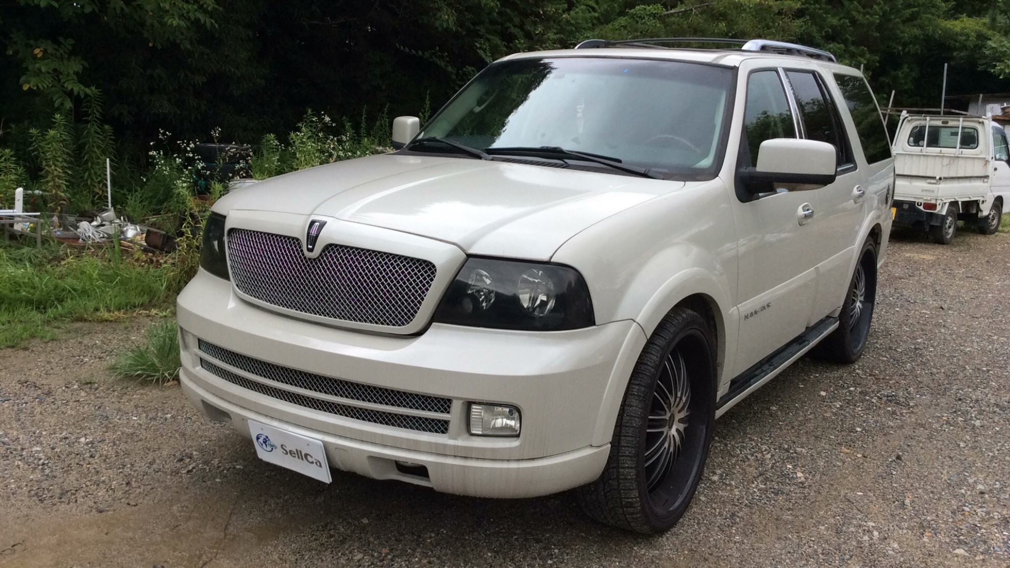 リンカーン　リンカーンナビゲーターの車種サムネイル画像