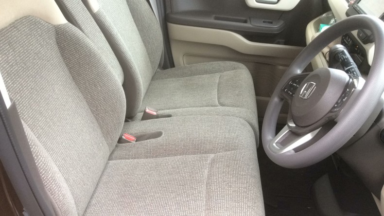 内装前方シート