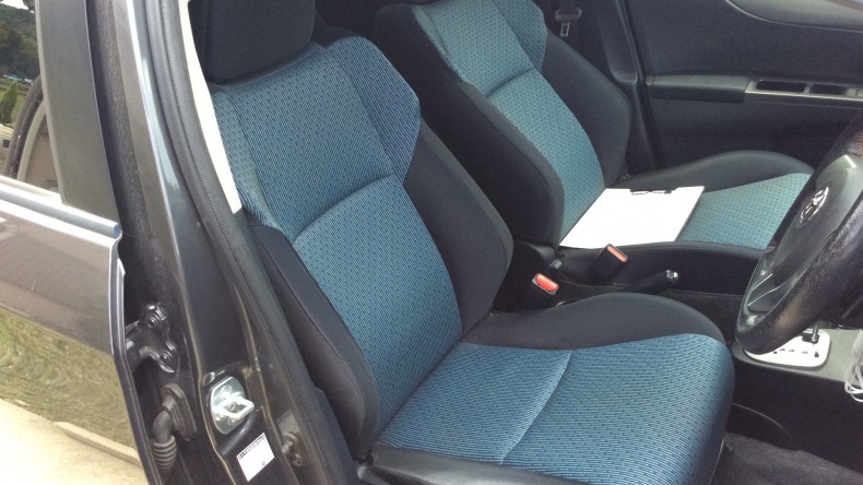 内装前方シート