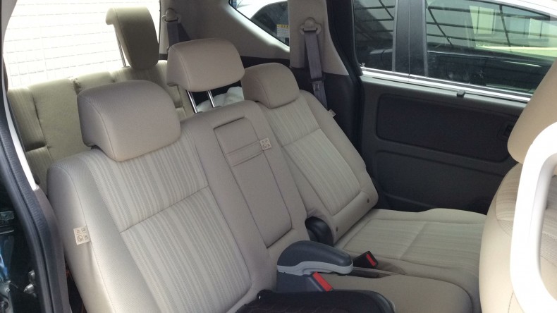 内装後方シート