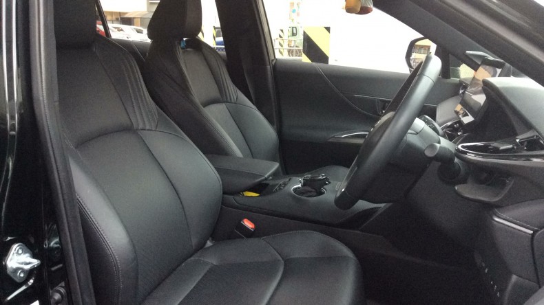 内装前方シート