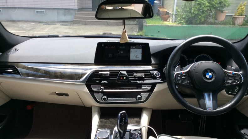 内装インパネ全体