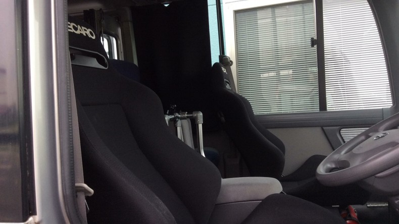 内装前方シート