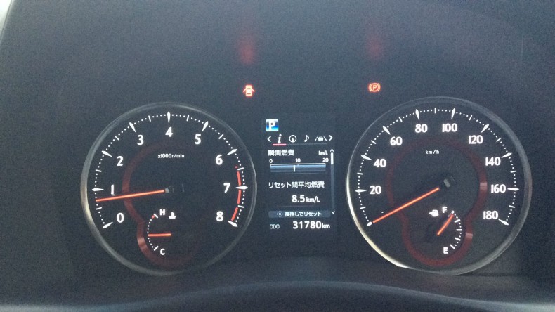 内装メーター