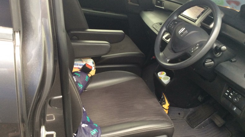 内装前方シート