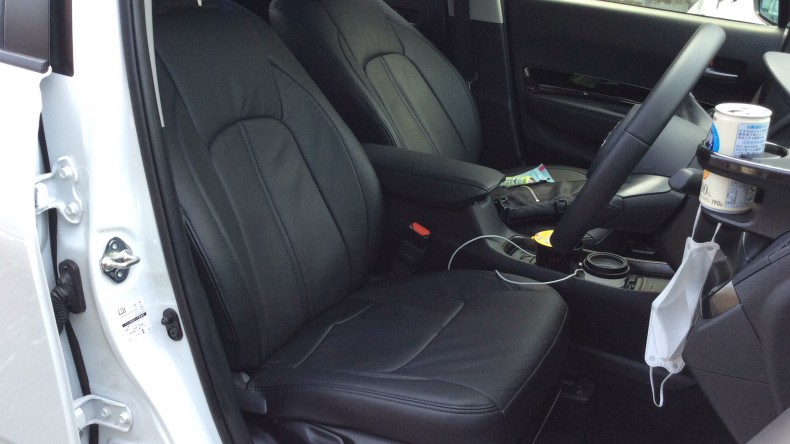 内装前方シート