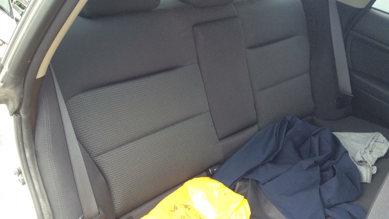 内装後方シート