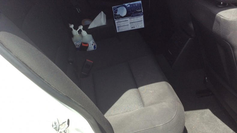 内装後方シート