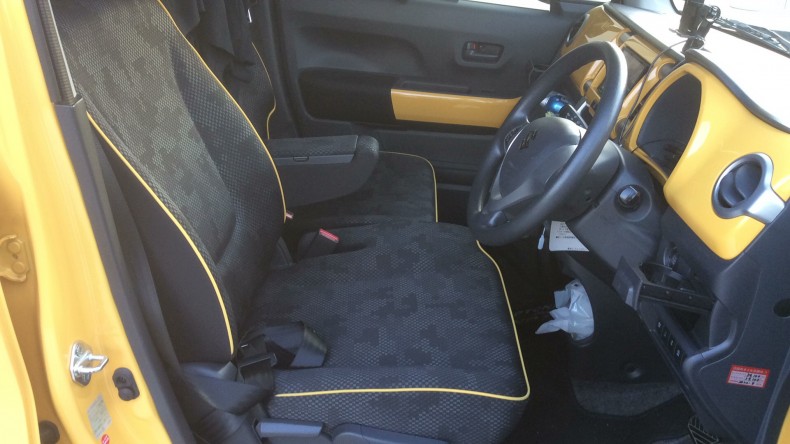 内装前方シート