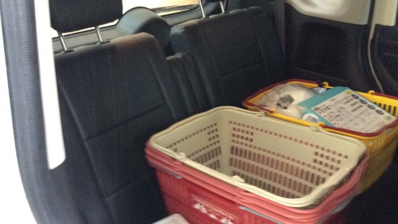 内装後方シート