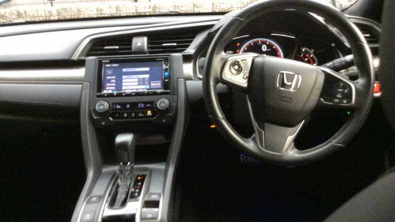 内装インパネ全体