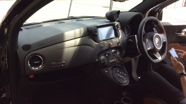 内装インパネ全体