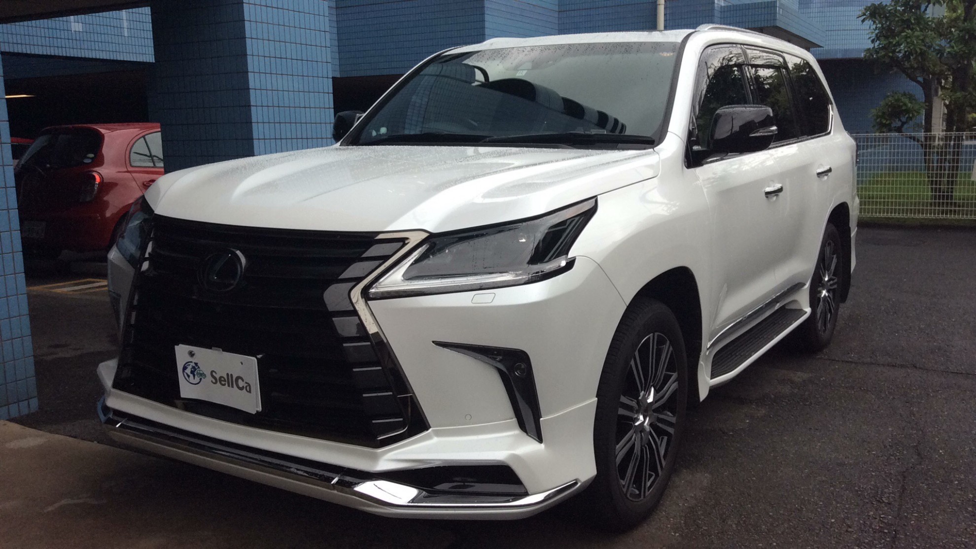 2022年7月成約のＬＸ ＬＸ５７０ブラックシークエンスのメイン画像