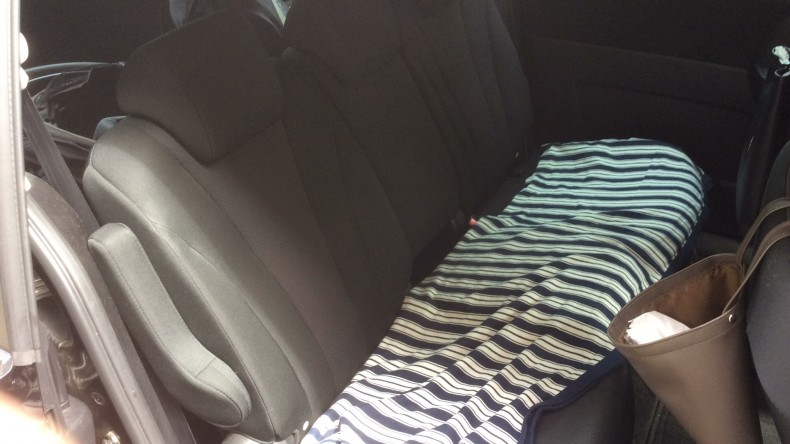 内装後方シート