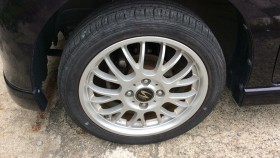 タイヤホイール前