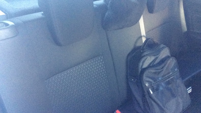 内装後方シート