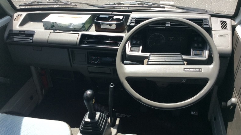 内装インパネ全体