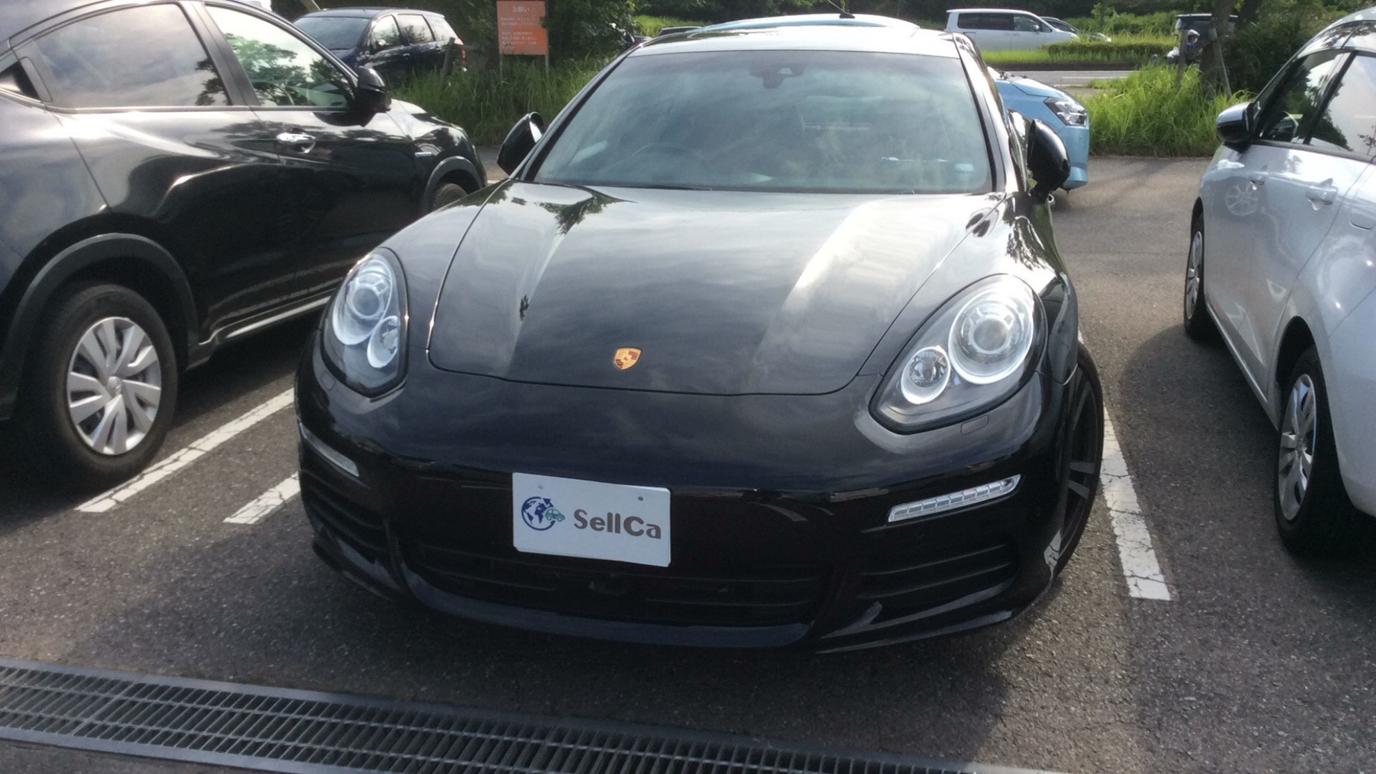 ポルシェ パナメーラの車種サムネイル画像