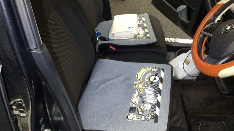 内装前方シート