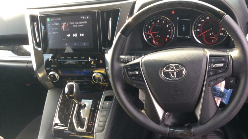 内装インパネ全体