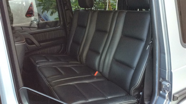 内装後方シート