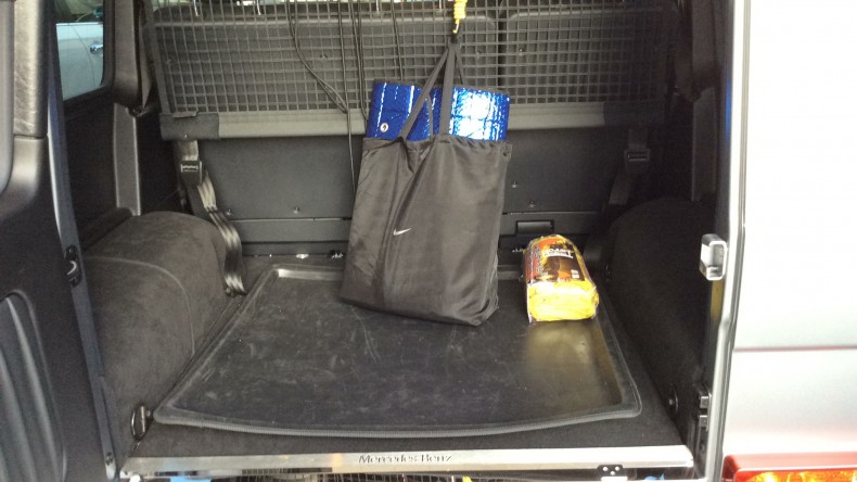 内装トランク