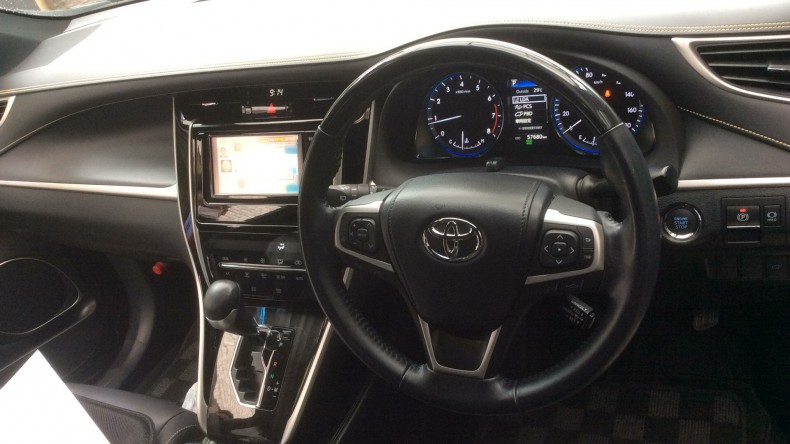 内装インパネ全体