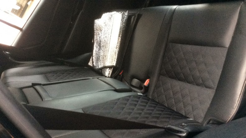 内装後方シート