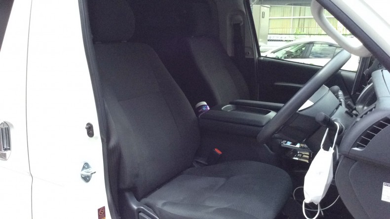 内装前方シート