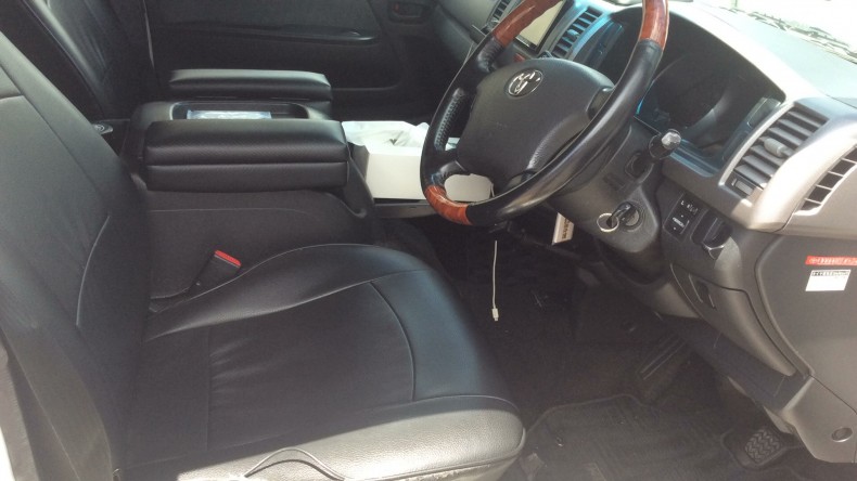 内装前方シート