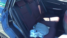 内装後方シート