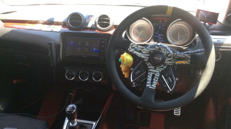 内装インパネ全体