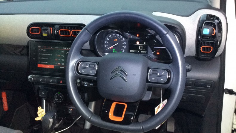 内装インパネ全体