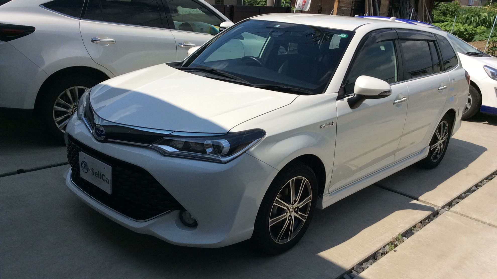 トヨタ カローラフィールダーの車種サムネイル画像